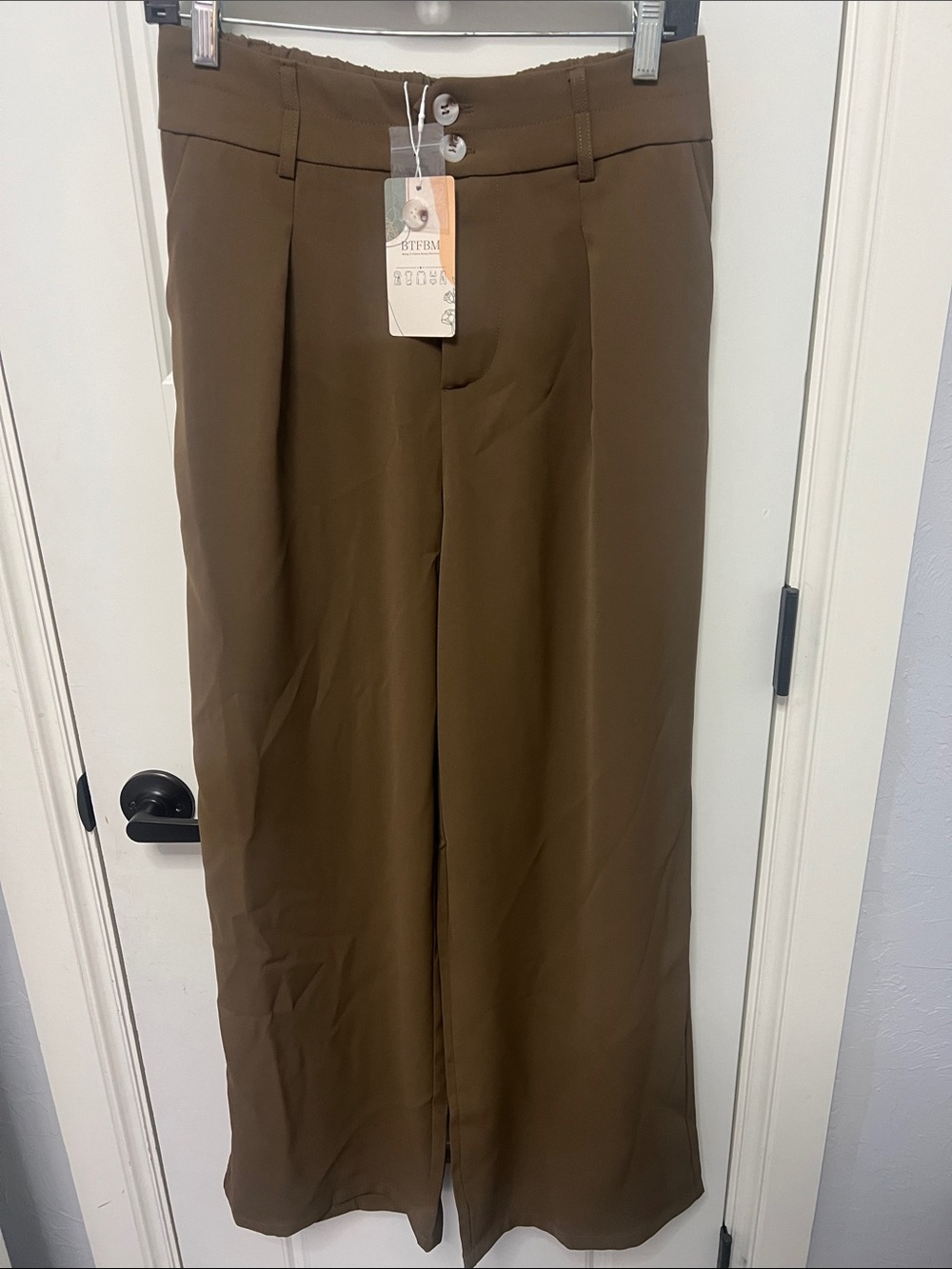 Wide-Leg Brown Trousers - Classic Women's Trousers